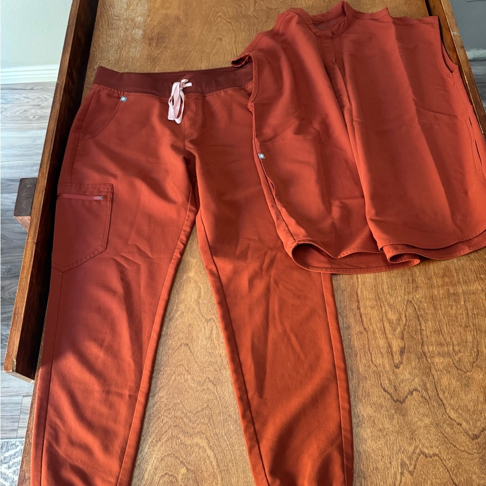 Figs Burnt Orange Technical Jogger scrub Set